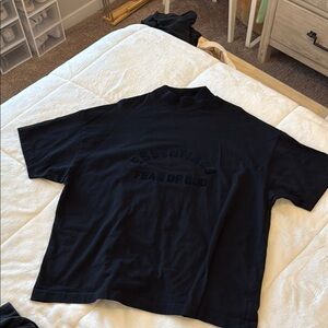 Essentials Fear of God Black T-Shirt